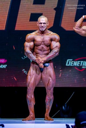 BODYBUILDING +102